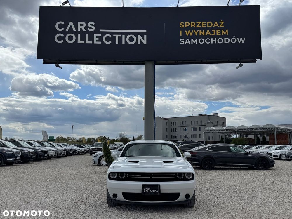 Dodge Challenger - 21