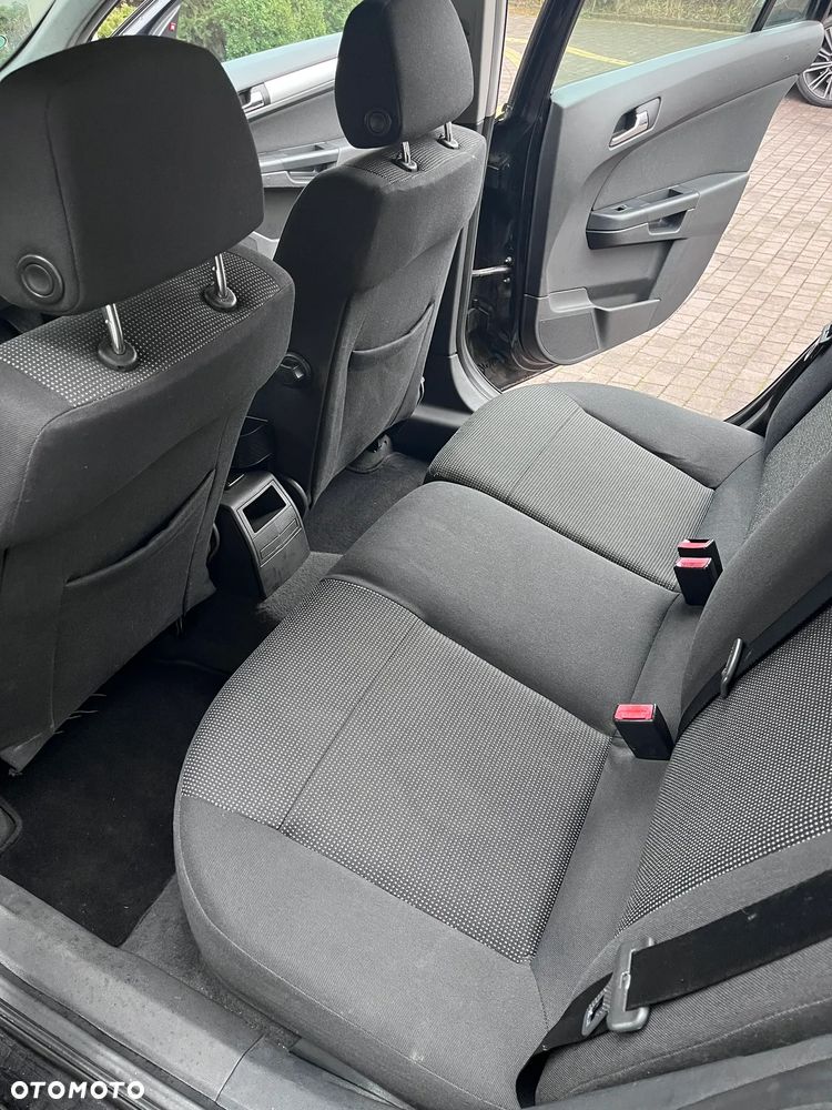 Opel Astra 1.9 CDTI - 18