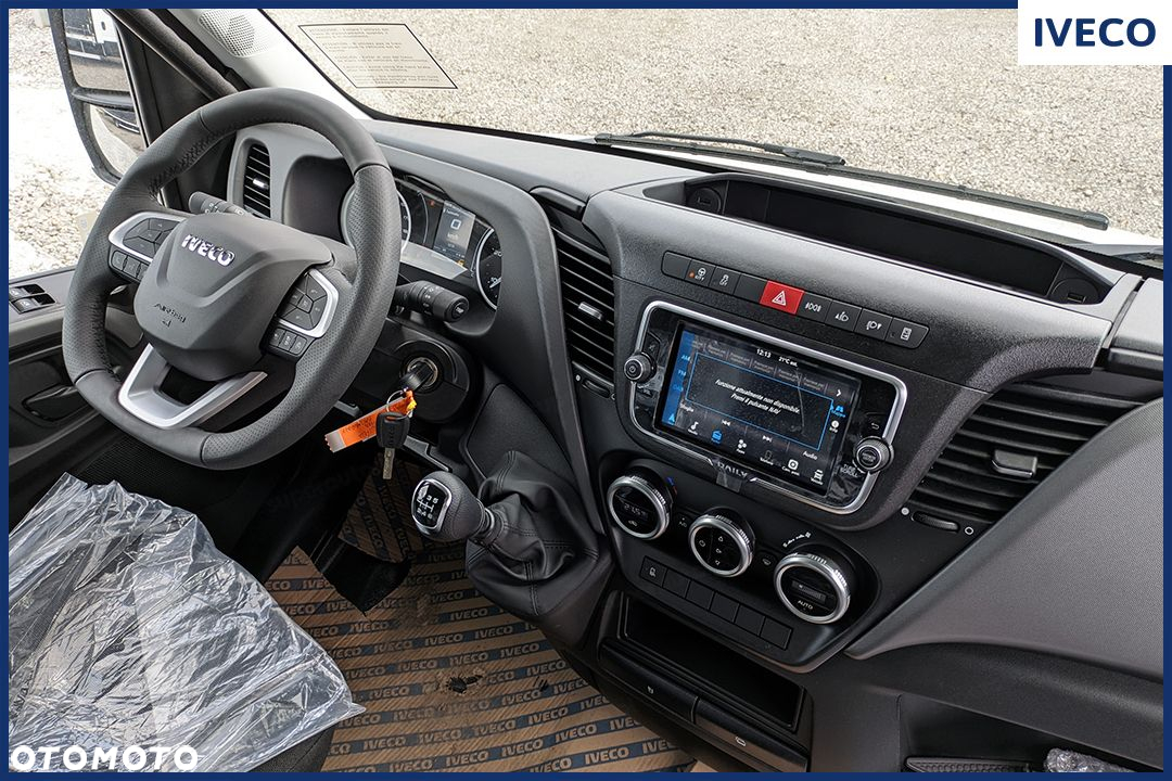 Iveco Daily 50C18 Zabudowa 15EP 180KM - 18