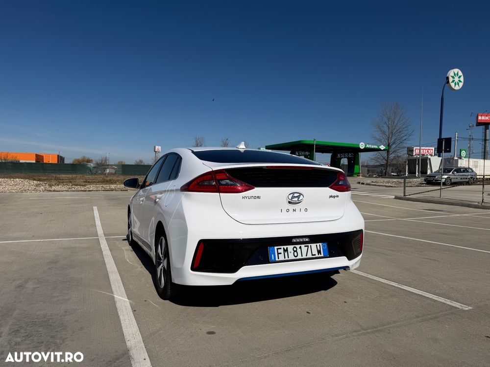 Hyundai IONIQ 1.6 141CP Exclusive - 2