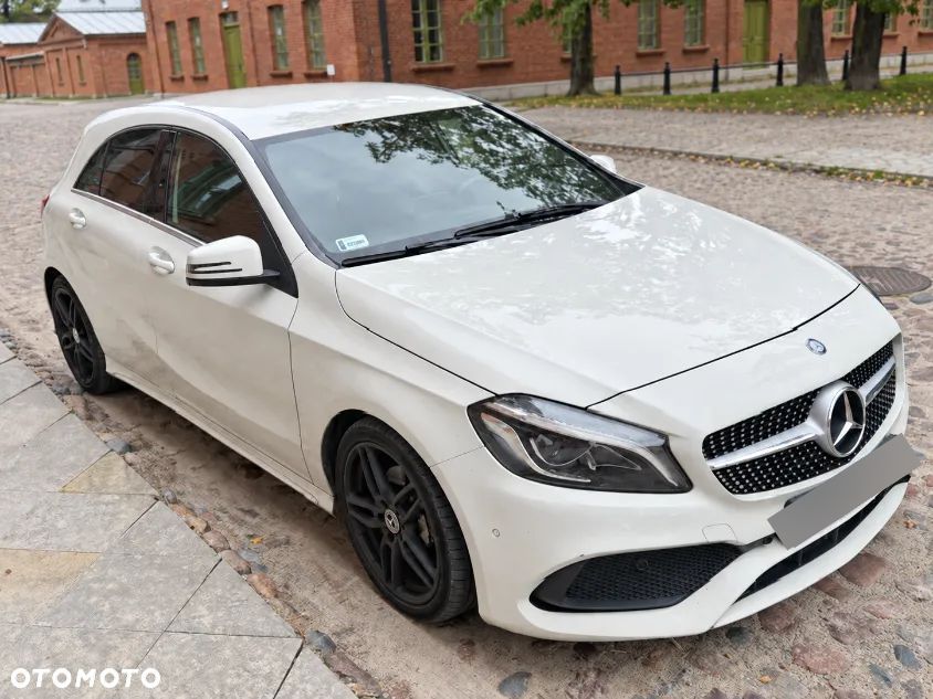 Mercedes-Benz A-Class 2015 photo 2