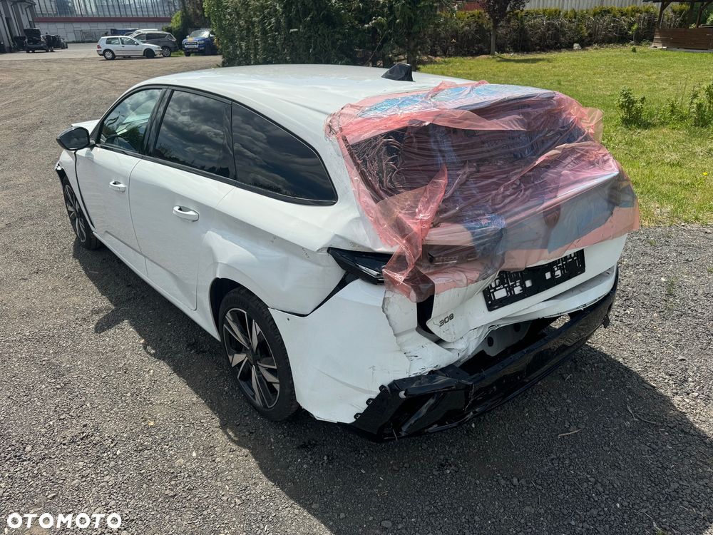 Peugeot 308 BlueHDi 130 EAT8 Allure Pack - 8
