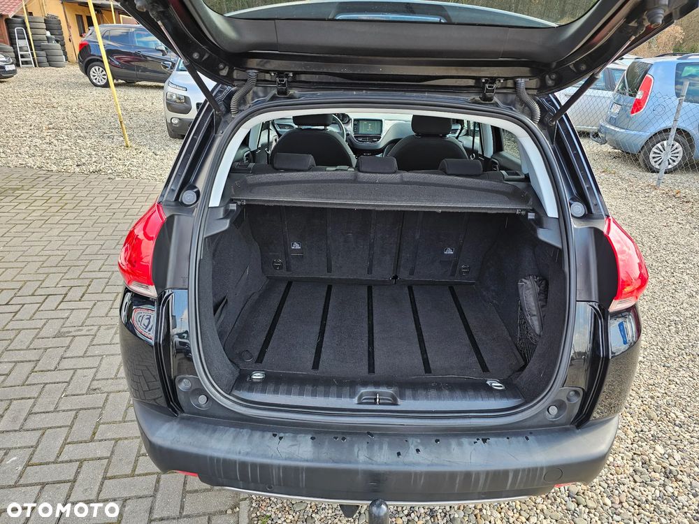 Peugeot 2008 PureTech 82 Style - 14