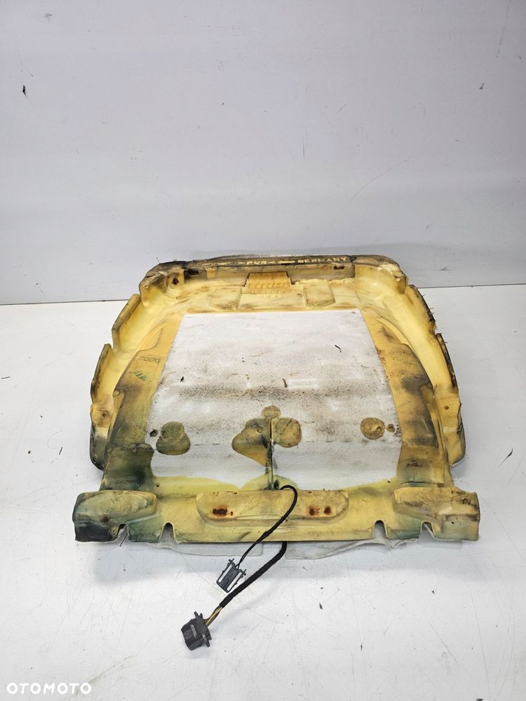 MATA GRZEWCZA FOTELA DÓŁ AUDI A6 C6 4F0963555M - 4