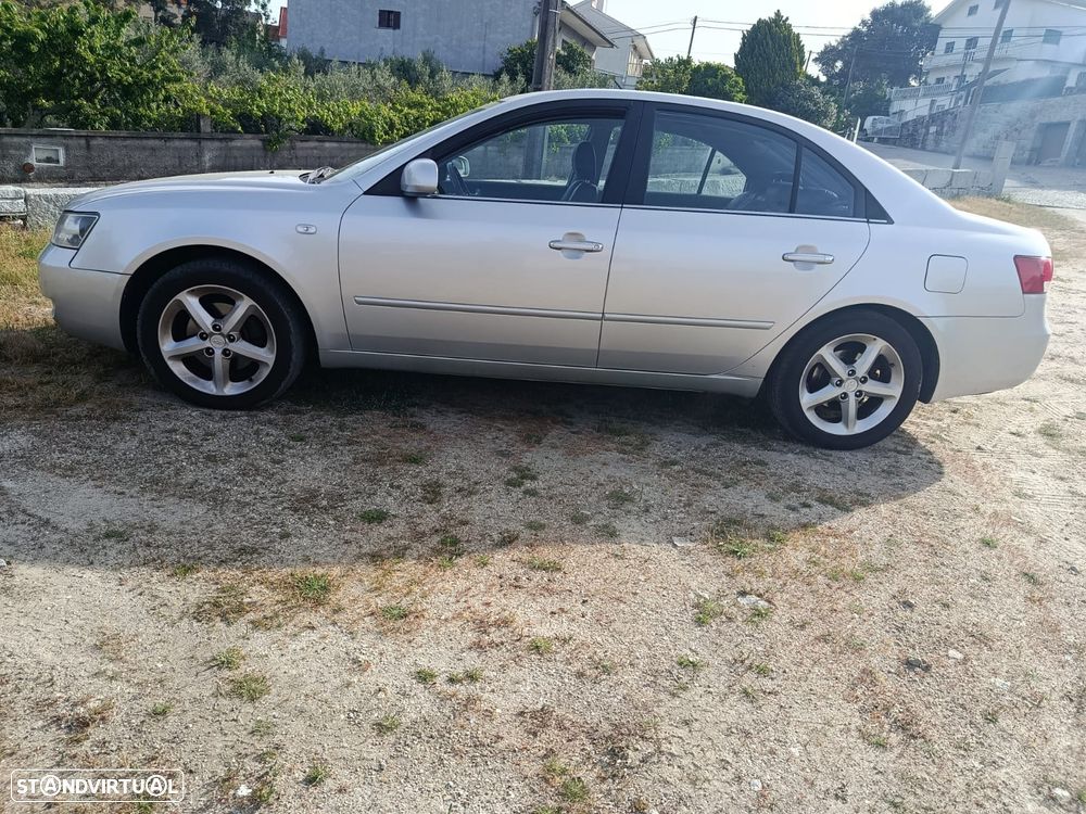 Hyundai Sonata 2.0 CRDi GLS Plus Nav. - 3