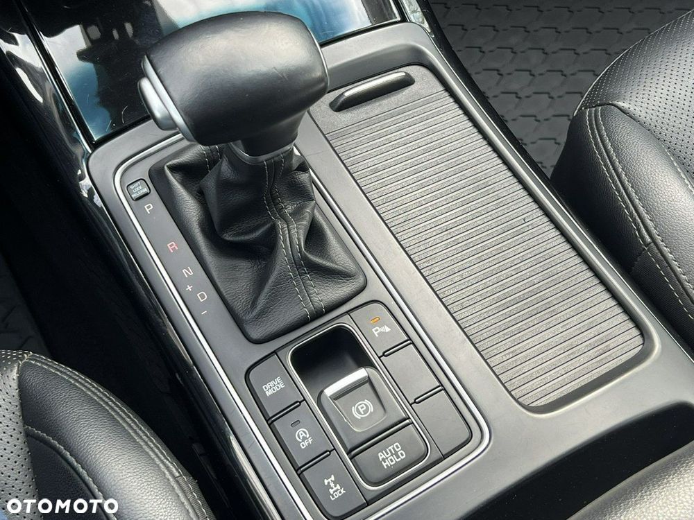 Kia Sorento 2.0 CRDI L - 29