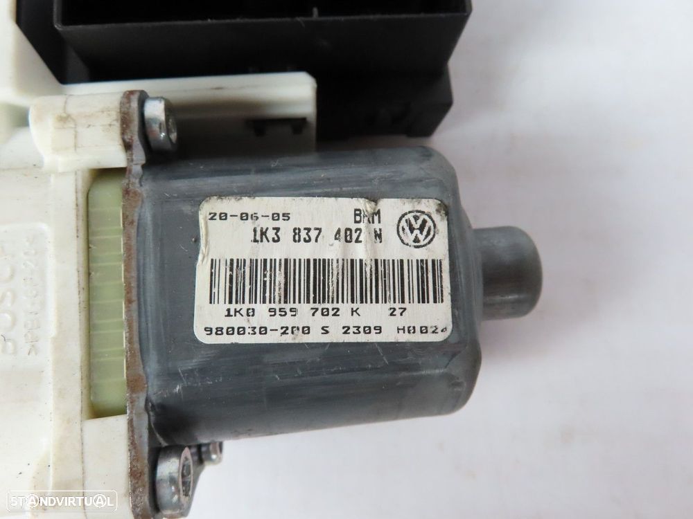 Motor elevador Direito/Frente Seminovo/ Original VW GOLF V (1K1) 1K0959702K / 1K... - 3