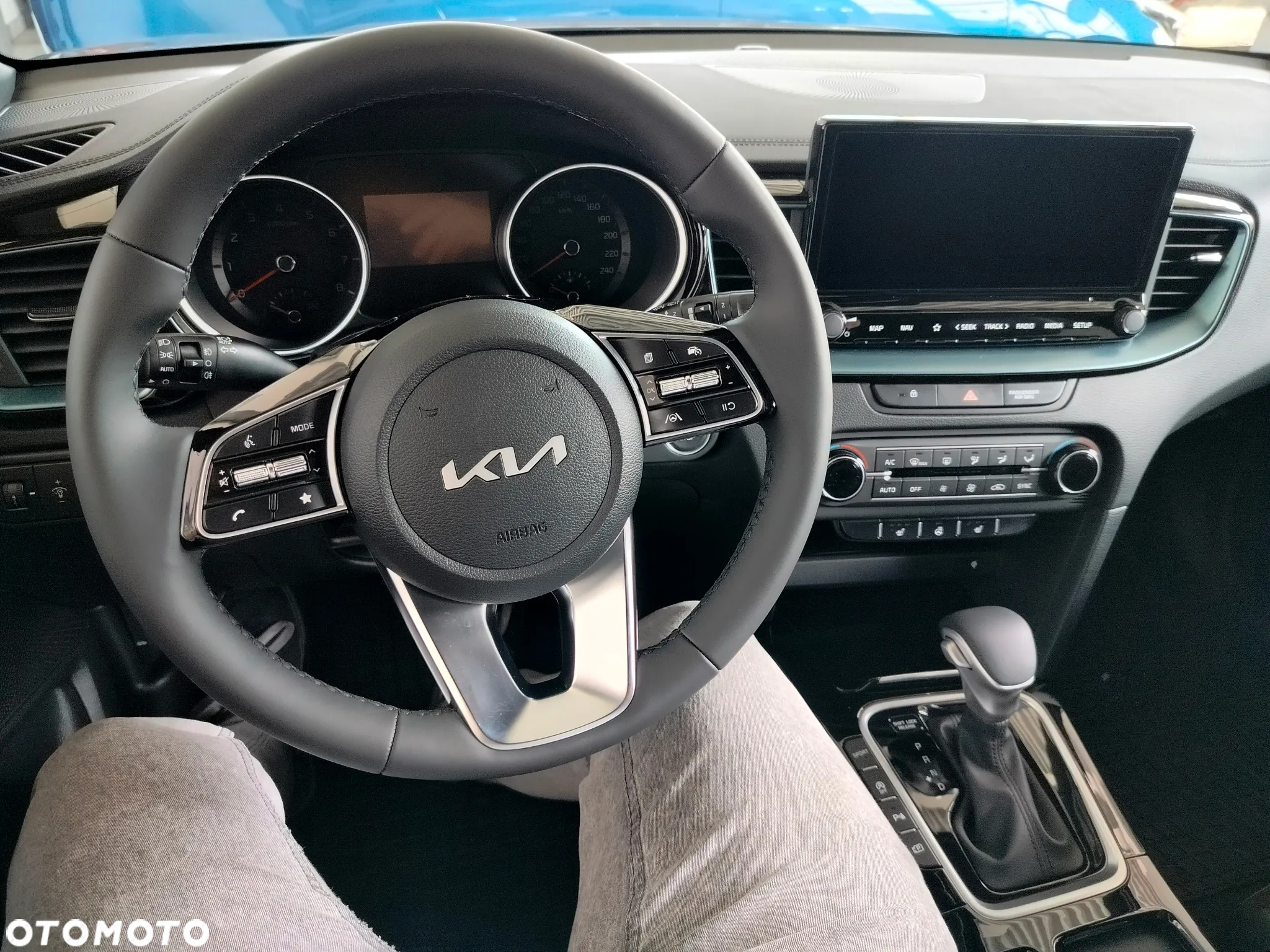 Kia XCeed 1.6 T-GDI Tribute DCT - 13