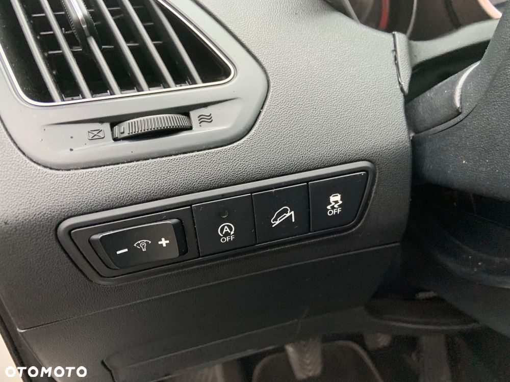 Hyundai ix35 1.7 CRDi Comfort 2WD - 17