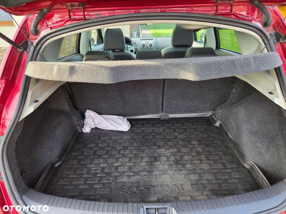 Nissan Qashqai 2.0 4 x 4 tekna - 26