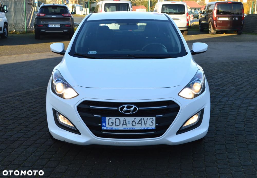 Hyundai i30 1.6 CRDi BlueDrive Classic + - 3