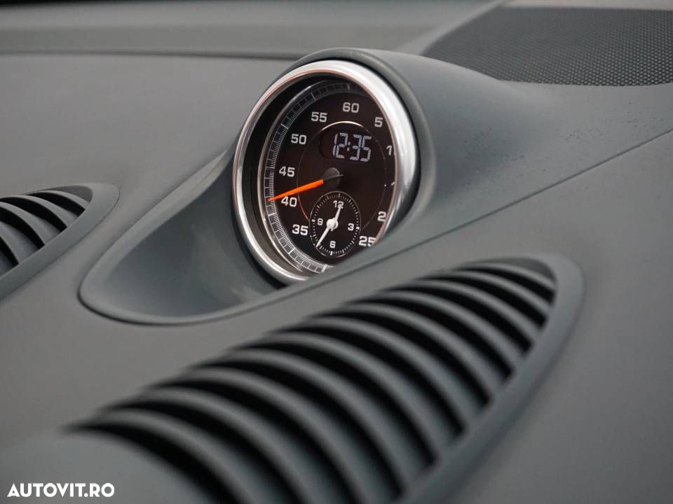 Porsche Boxster 718 PDK - 28