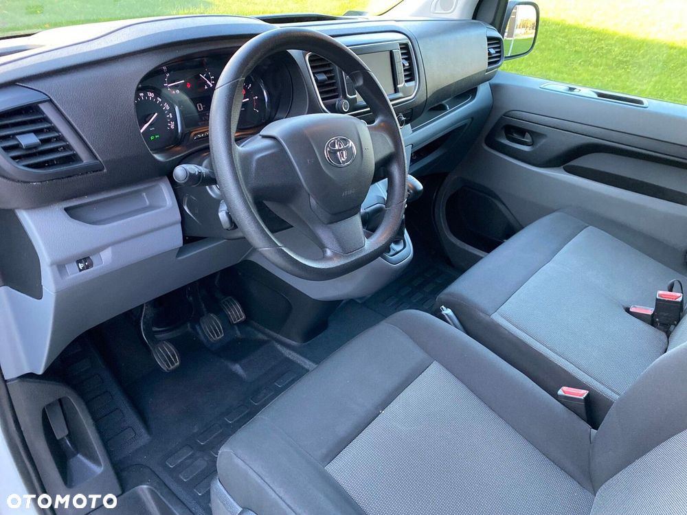 Toyota ProAce - 11