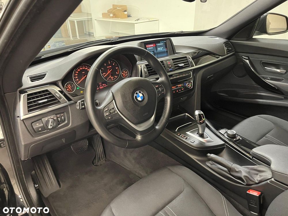 BMW Seria 3 318d Advantage - 19