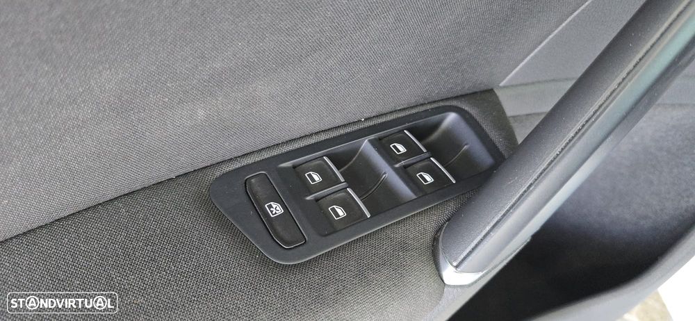 VW Golf - 23