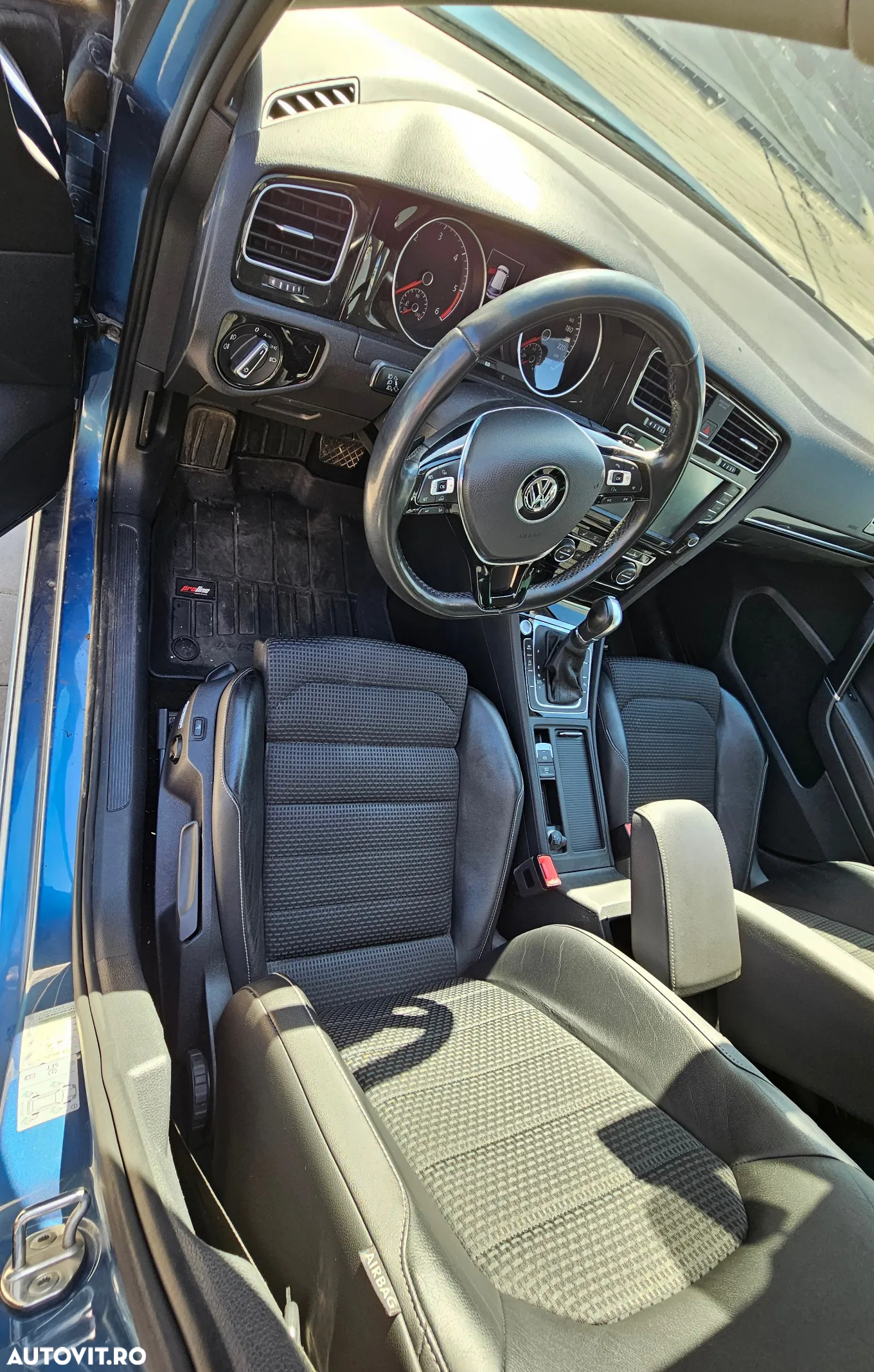 Volkswagen Golf 2.0 TDI DPF BMT DSG Highline - 8