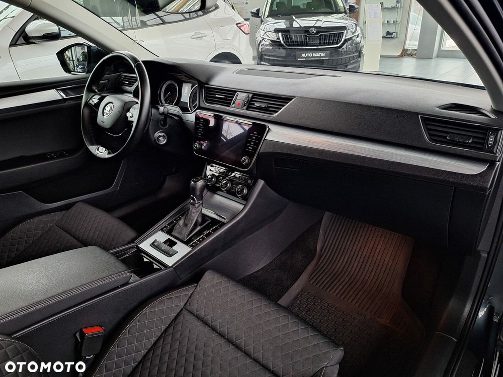 Skoda Superb 2.0 TDI SCR Ambition DSG - 18