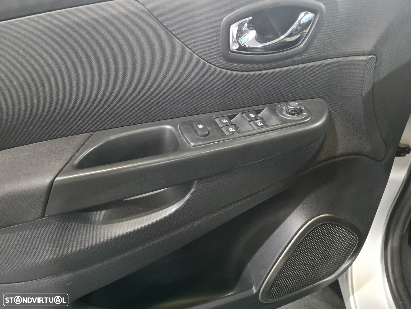 Renault Captur 1.5 dCi Exclusive - 32