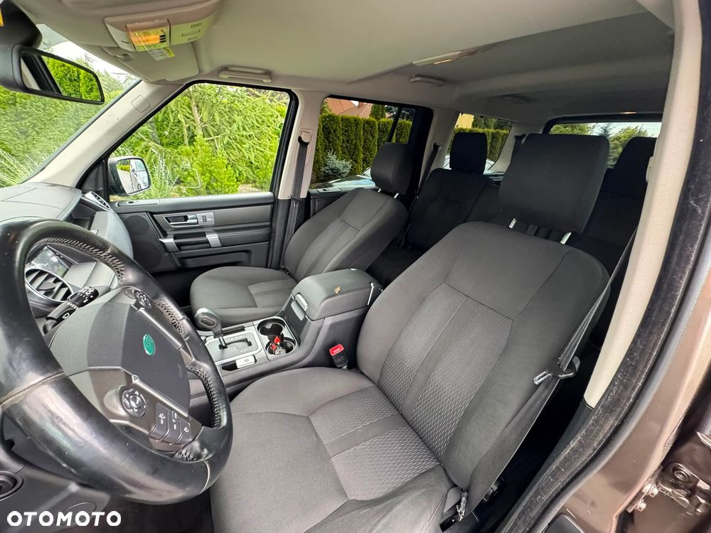 Land Rover Discovery TD V6 HSE - 11