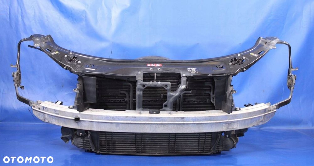 PAS PRZEDNI CHŁODNICE MERCEDES W221 3.0 CDI 06r