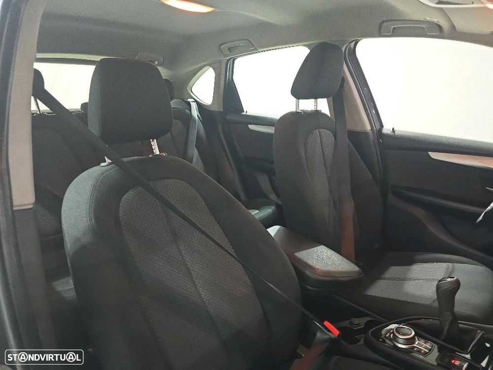 BMW 216 Active Tourer d Advantage - 6