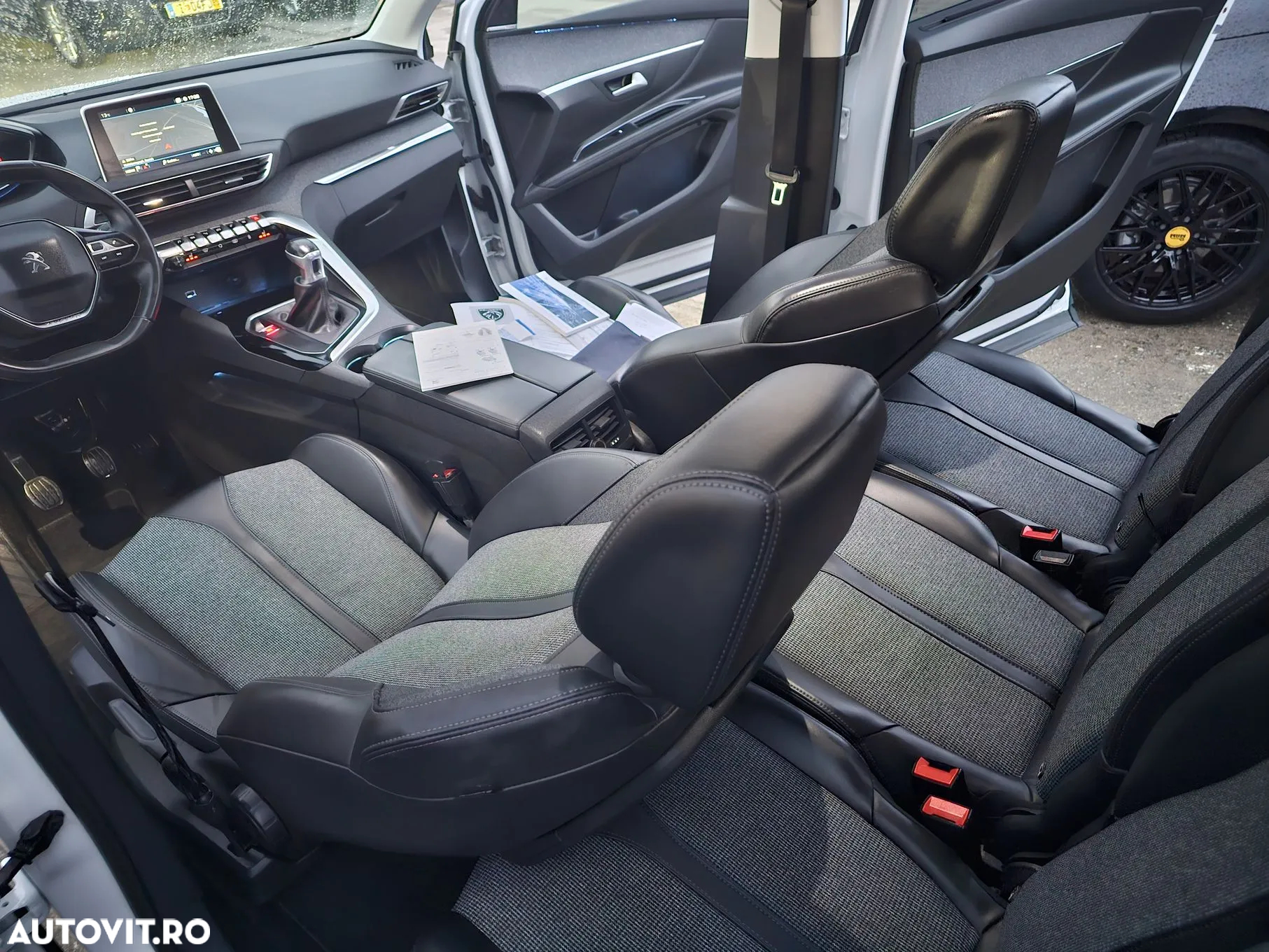 Peugeot 5008 1.2 Puretech Turbo s&s GT-Line - 5