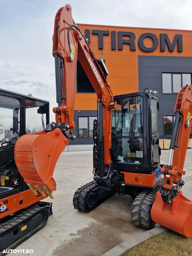 Hitachi 3,7t, ZX33U-6, cupla rapida+2 cupe excavare+cupa taluz, inst picon, Aer conditionat, lama nivelare, produs in JAPONIA, garantie 1an, posibilitate leasing-44.900 EUR+Tva - 24