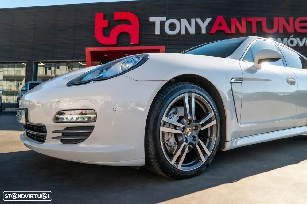 Porsche Panamera 4S PDK - 12