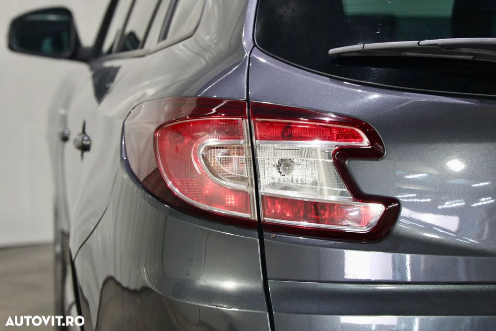 Renault Megane ENERGY dCi 110 Start & Stop Bose Edition - 36