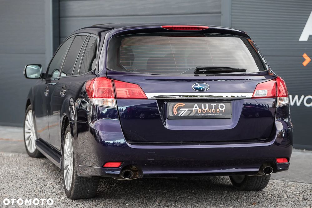 Subaru Legacy 2.5i GT - 9