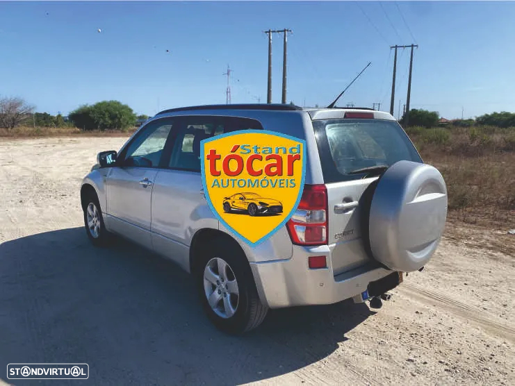 Suzuki Grand Vitara 1.9 DDiS X-Premium - 17