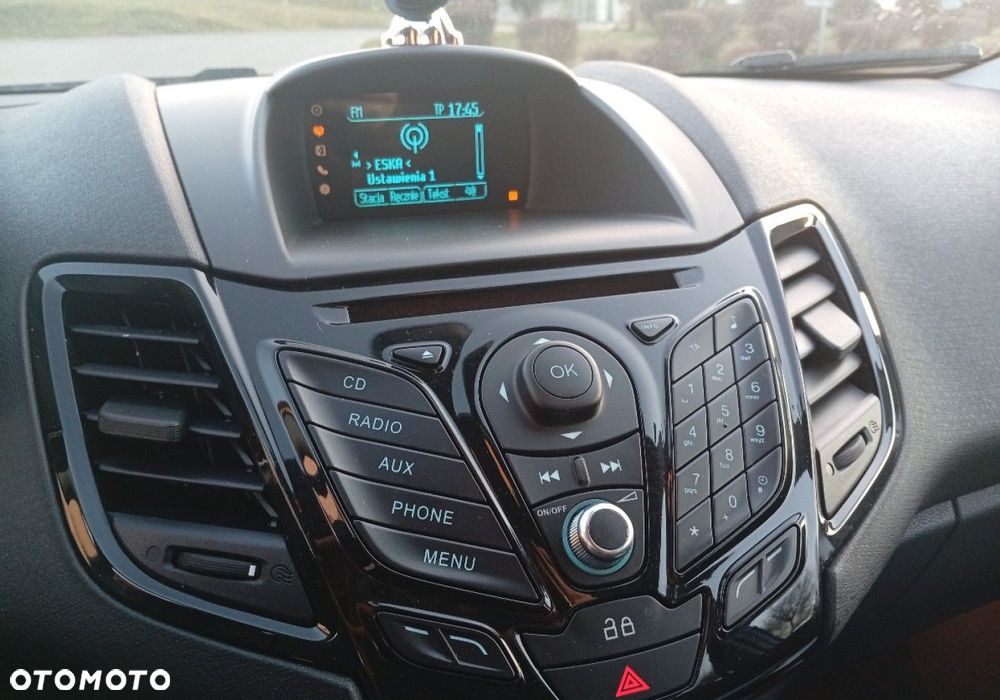 Ford Fiesta - 28