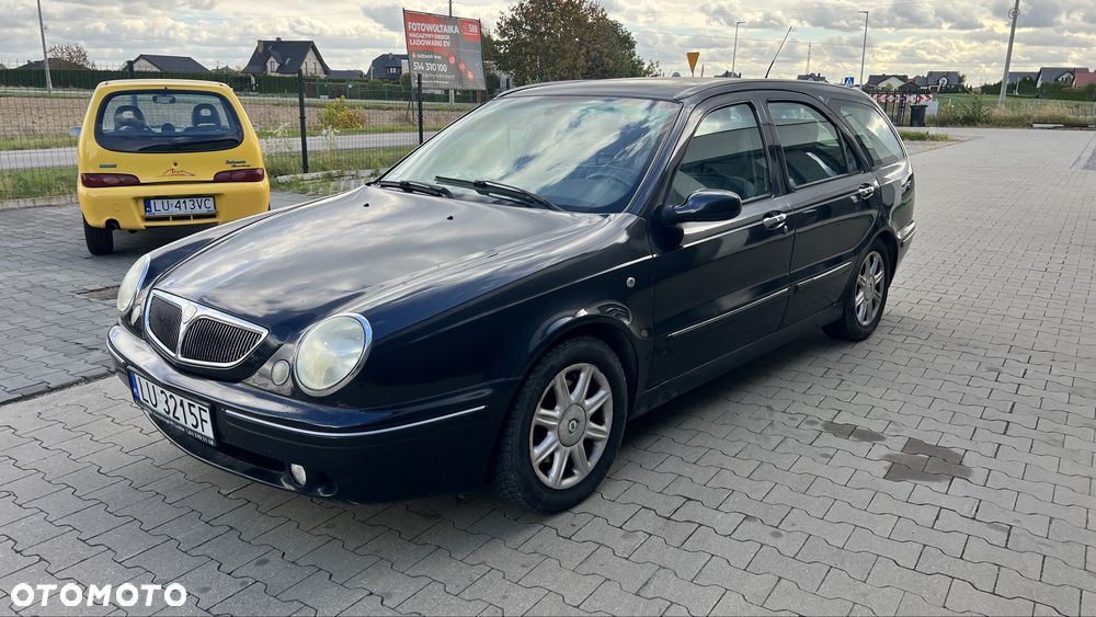Lancia Lybra
