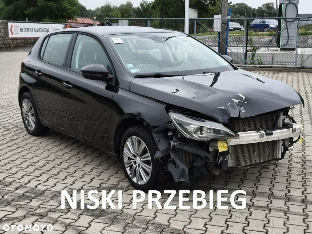 Peugeot 308 - 1