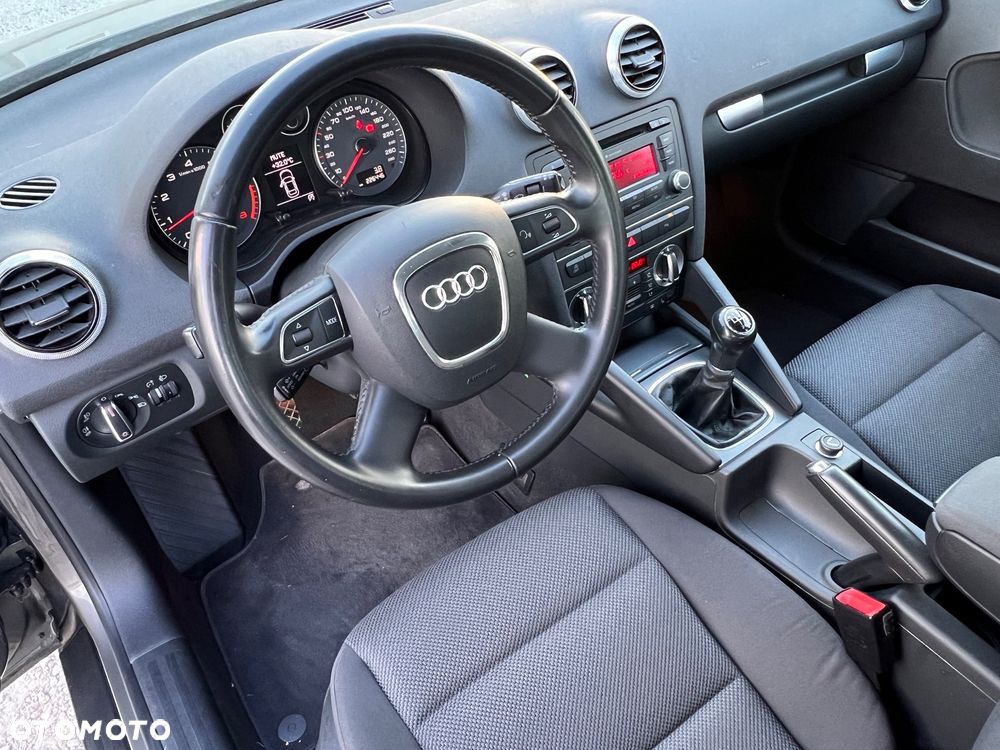 Audi A3 Sportback 1.4 TFSI Attraction - 9