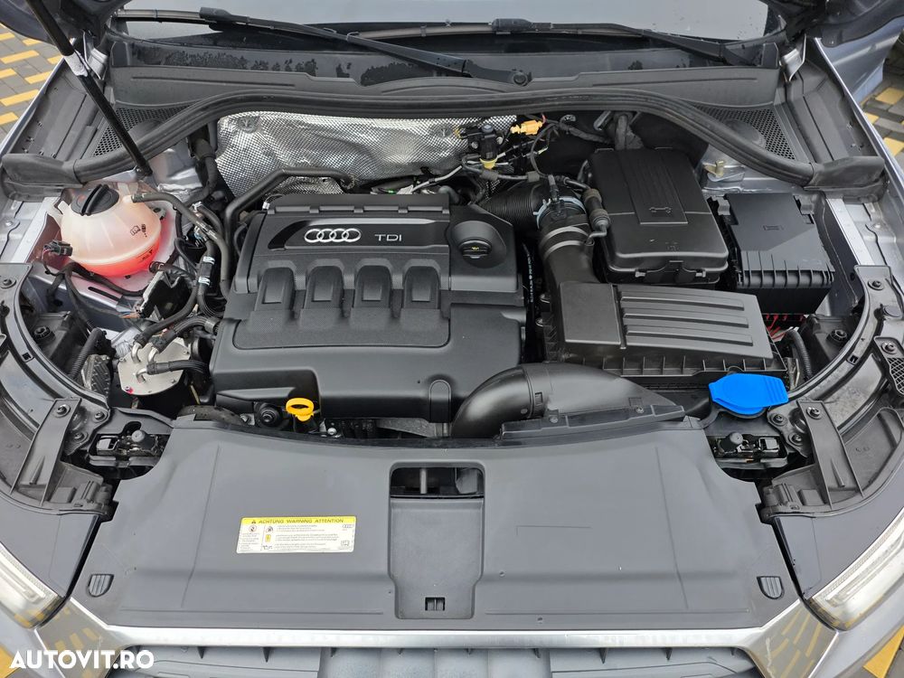 Audi Q3 2.0 TDI Quattro Stronic Design - 17