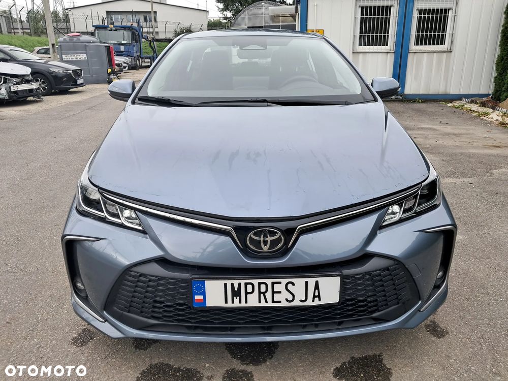 Toyota Corolla - 12