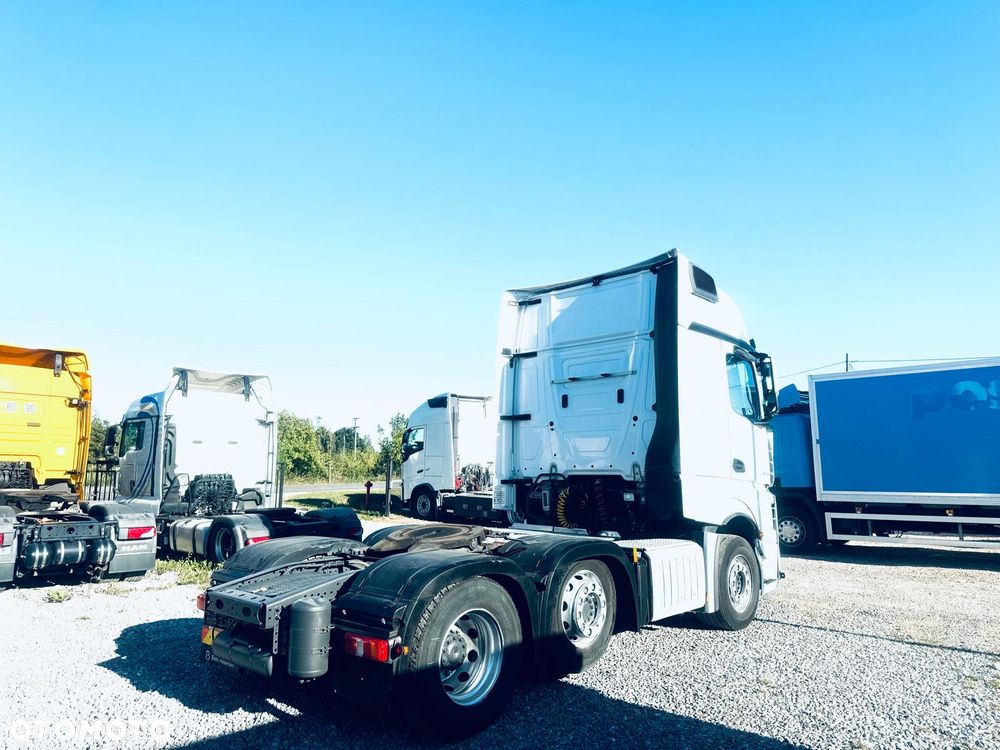 Mercedes-Benz Actros 2548 / 6x2 / GigaSpace - 6