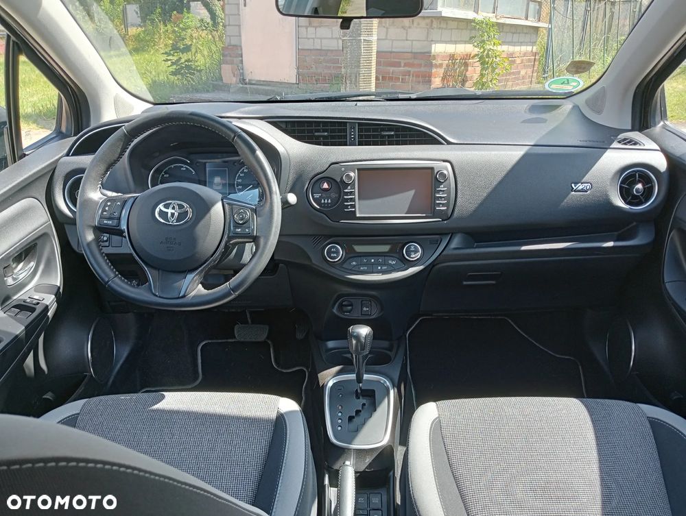 Toyota Yaris 1.5 20th Anniversary CVT - 10