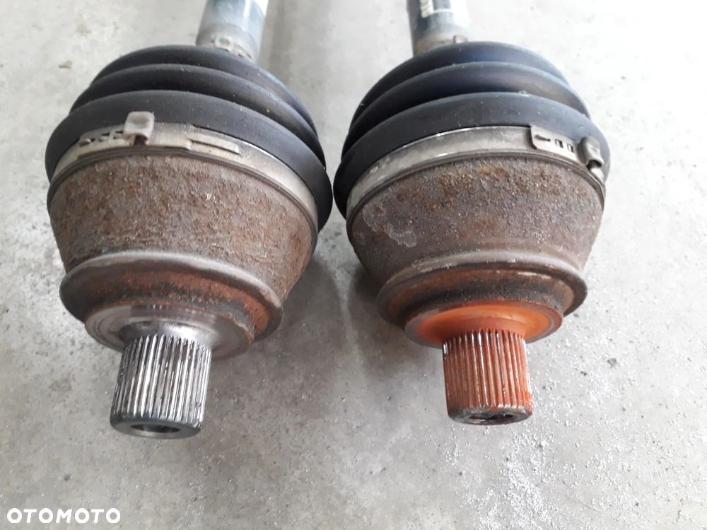 półoś prawa 4F0407272G A6 C6 2.0 FSI TFSI BPJ - 2