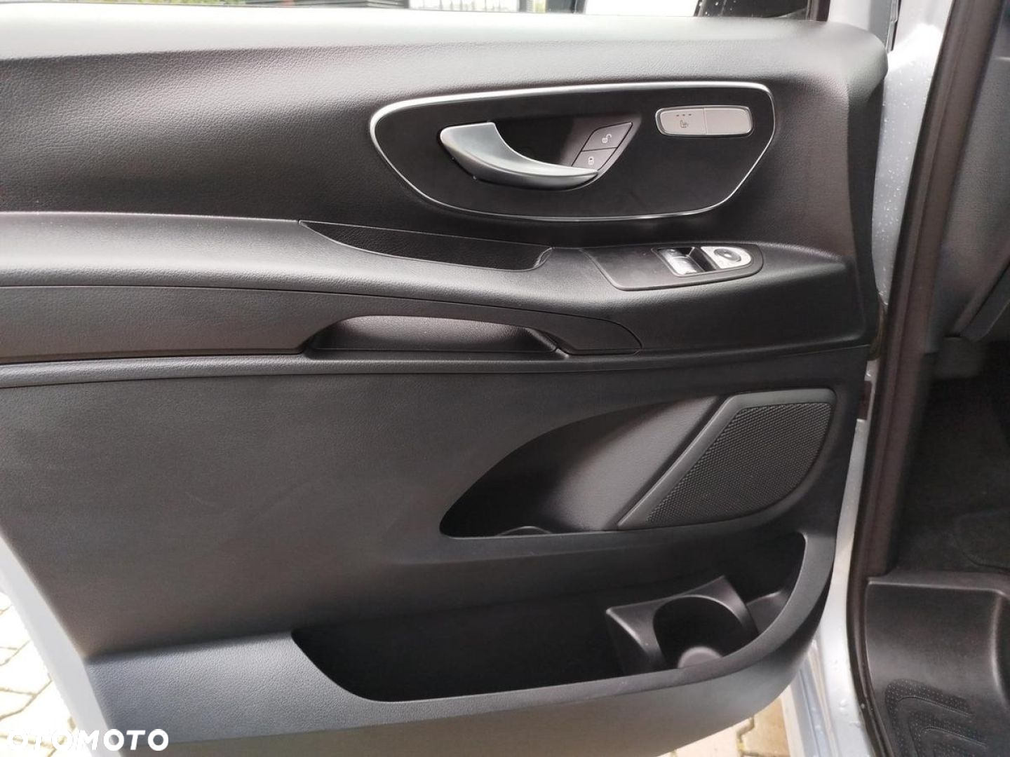 Mercedes-Benz Vito - 11