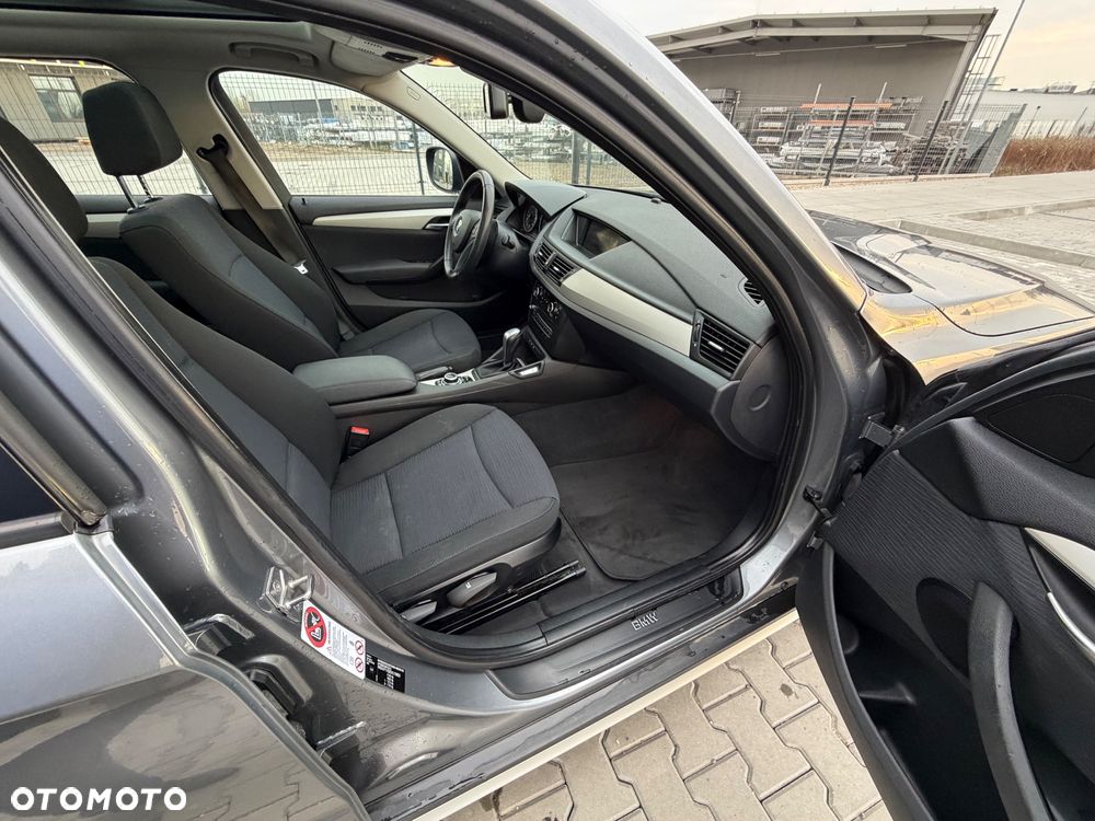 BMW X1 xDrive18d - 15