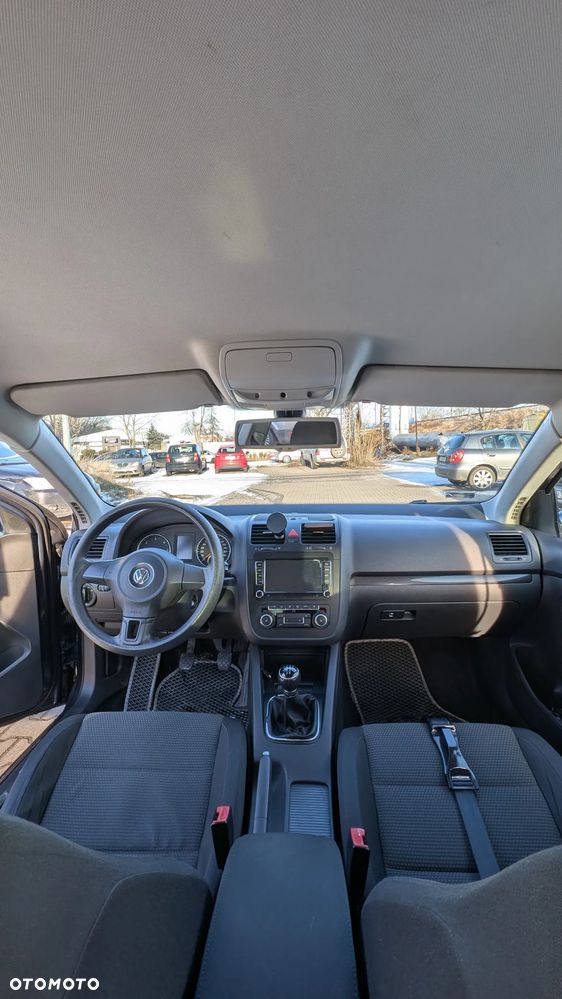 Volkswagen Jetta 1.6 TDI DPF Comfortline - 10