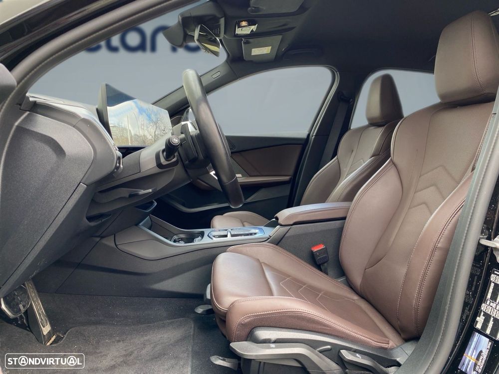 BMW 118 d Pack Desportivo M - 3