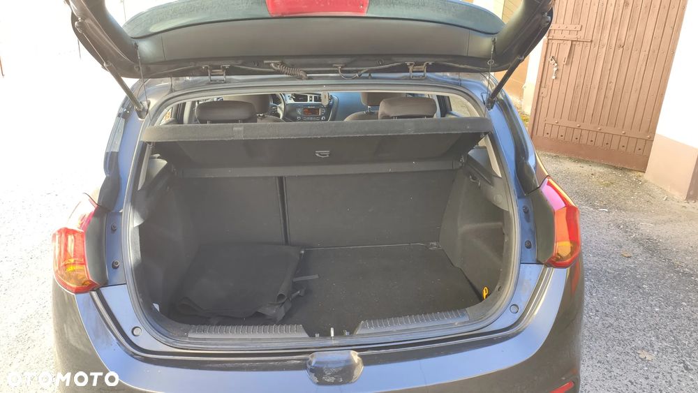 Kia Ceed 1.6 GDI L - 7