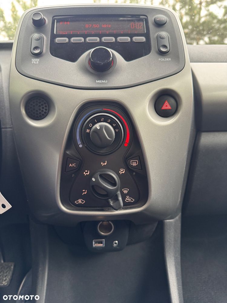 Citroën C1 VTi 72 FEEL - 16