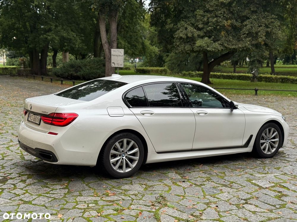 BMW Seria 7 740d xDrive - 3