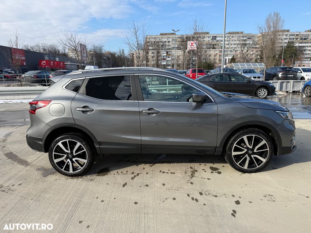 Nissan Qashqai 1.7 dCi Xtronic ALL-MODE 4x4i TEKNA+ - 21