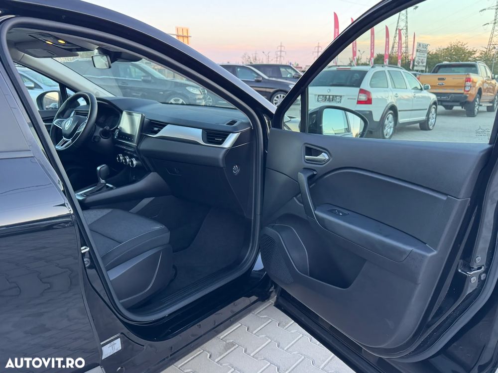 Renault Captur - 19