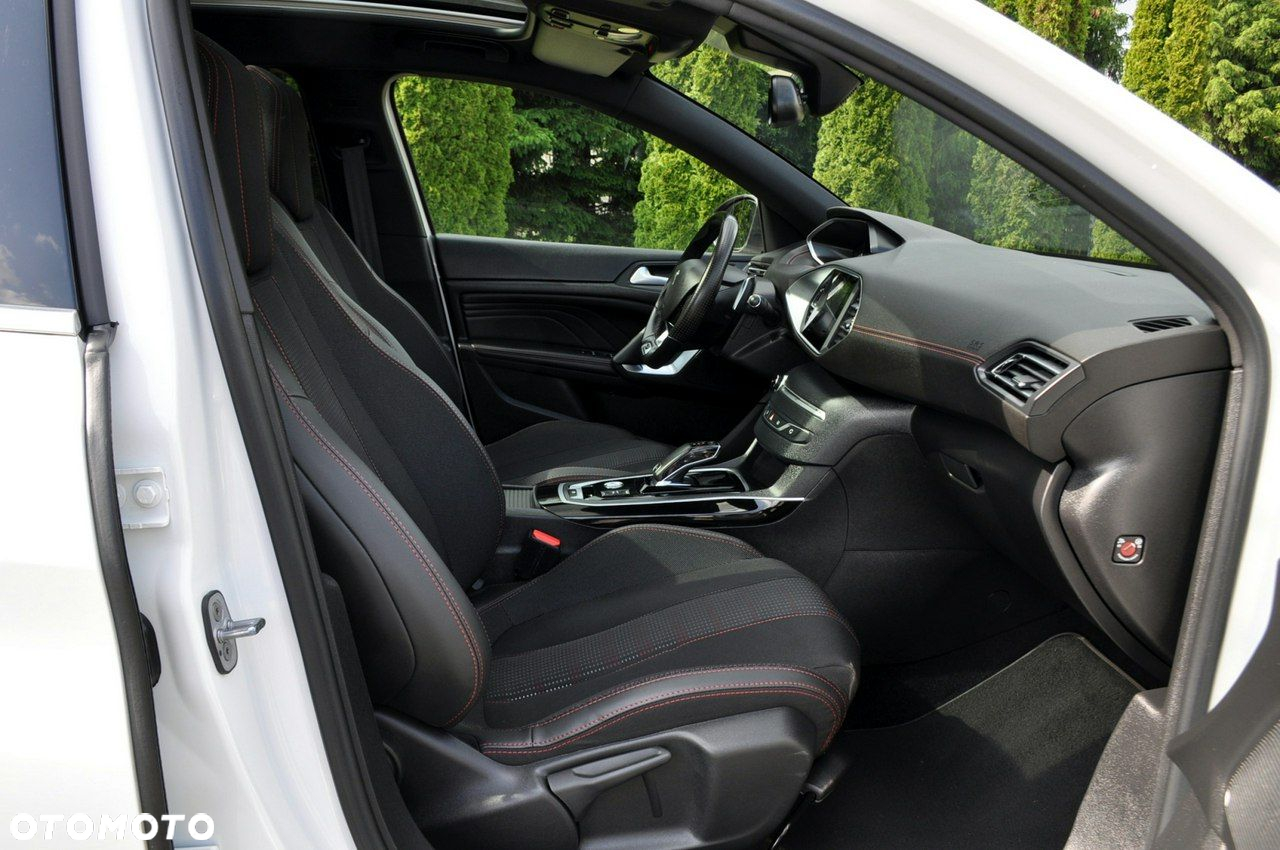 Peugeot 308 - 18